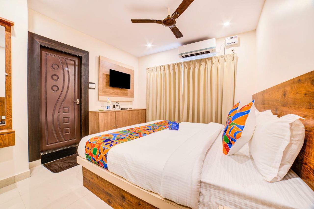 Fabhotel Spark Inn Dwarakanagar Vijayawāda Dış mekan fotoğraf